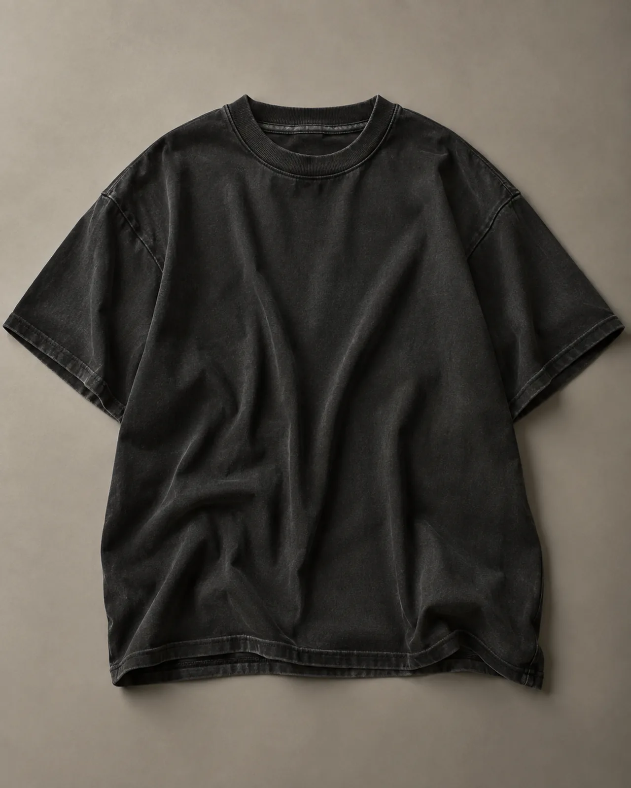 Oversized Streetwear T-Shirt Study